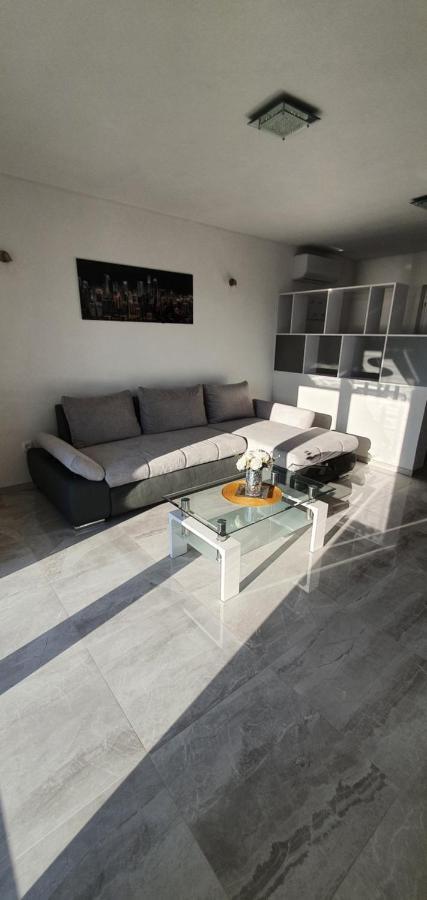 Apartmani Naomi&Leo Senj  Eksteriør billede